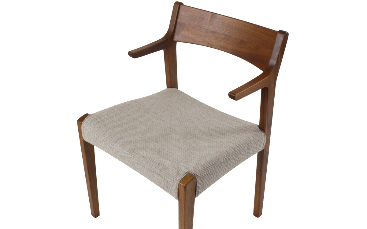 DC343 アームチェア | 帰りたくなる家具がここにある～心地よい毎日を 